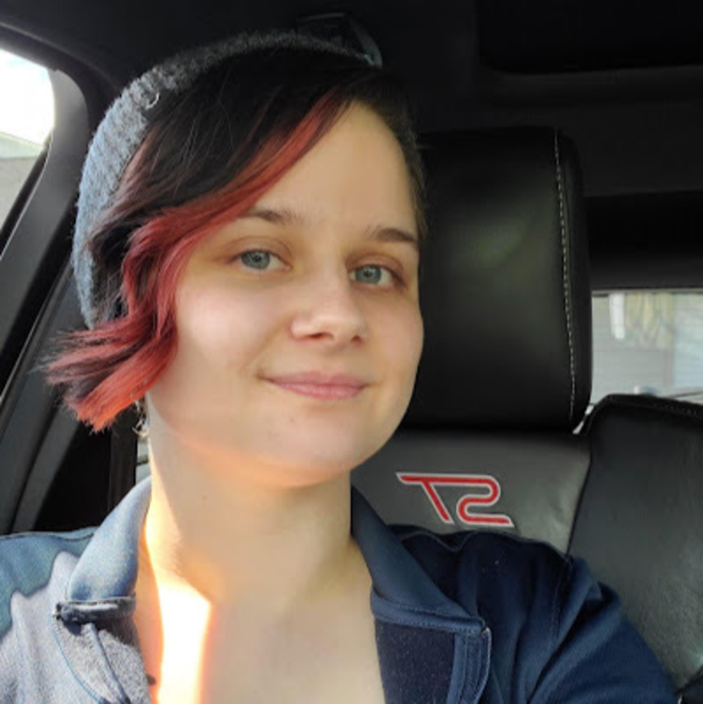 Meet your Posher, Cayla